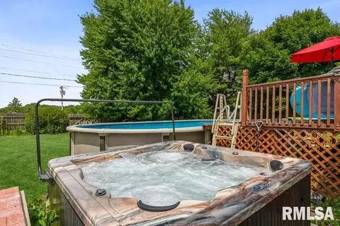 1119 Norlawn Dr, Viola, IL 61486 photo 21