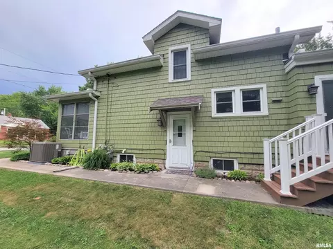 125 18th Ave, Moline, IL 61265 photo 4
