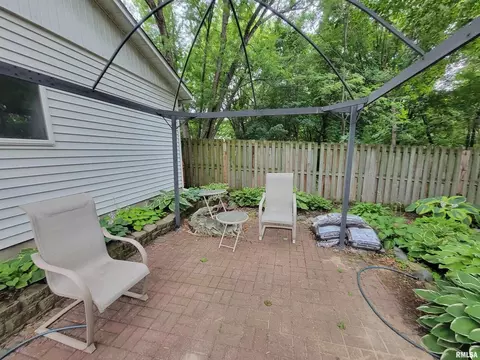 125 18th Ave, Moline, IL 61265 photo 14