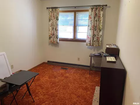 808 Hilldale Ave, Herrin, IL 62948 photo 19