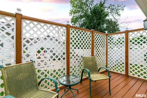 2203 5th St, Moline, IL 61265 photo 25