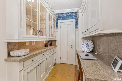 2203 5th St, Moline, IL 61265 photo 14