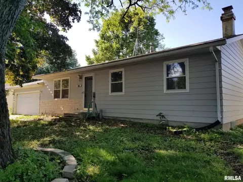 913 5th St #A, Hampton, IL 61256 photo 1