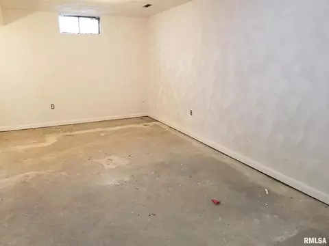913 5th St #A, Hampton, IL 61256 photo 8
