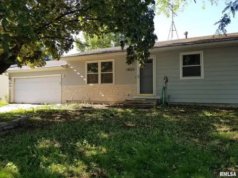 913 5th St #A, Hampton, IL 61256 photo 2