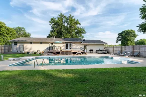913 E 15th St, Christopher, IL 62822 photo 23
