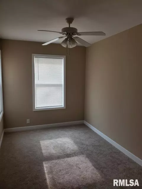 4105 22nd Ave, Moline, IL 61265 photo 6