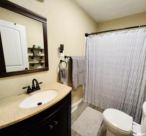 505 SW 7th St, Aledo, IL 61231 photo 9