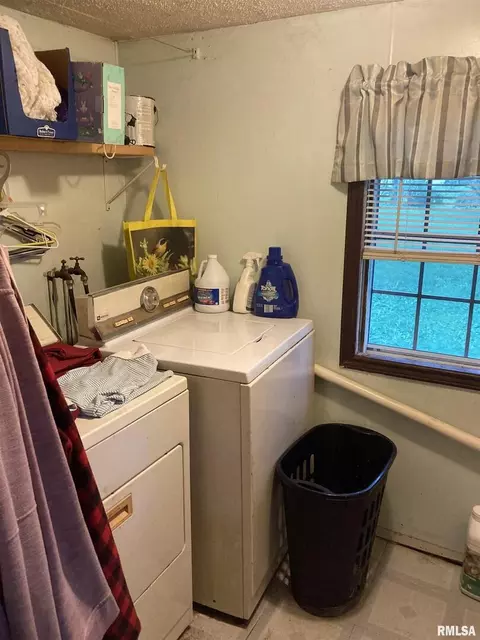 517 5th St, Andover, IL 61233 photo 10