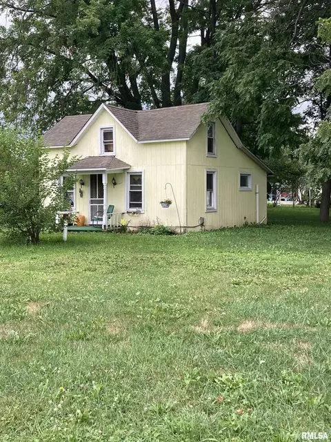 517 5th St, Andover, IL 61233 photo 3