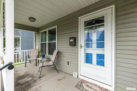 1311 17th St, Moline, IL 61265 photo 3