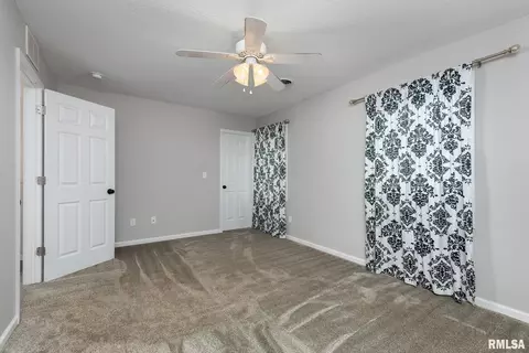 1311 17th St, Moline, IL 61265 photo 12