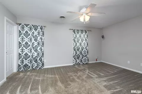 1311 17th St, Moline, IL 61265 photo 13