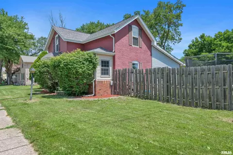 1408 13th St, Viola, IL 61486 photo 2