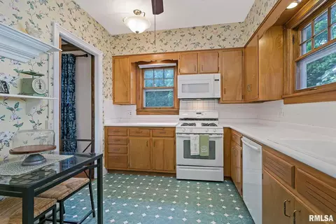 2951 15th Ave, Moline, IL 61265 photo 15