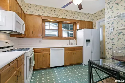 2951 15th Ave, Moline, IL 61265 photo 14