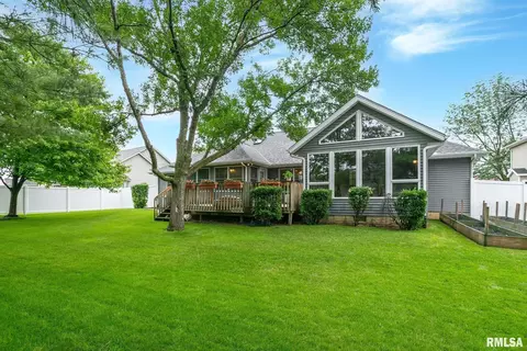 408 S 9th Ave, Eldridge, IA 52748 photo 38