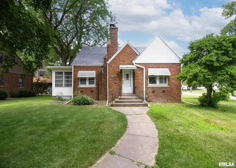 2401 28th St, Moline, IL 61265 photo 1