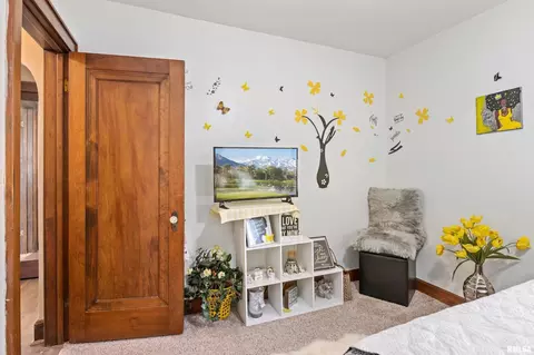 1857 30th St, Moline, IL 61265 photo 9