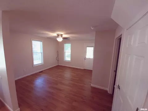 2803 17th St, Moline, IL 61265 photo 6