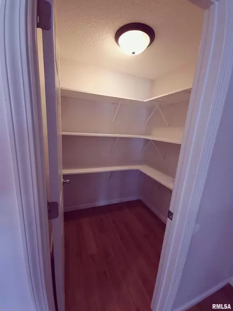 2803 17th St, Moline, IL 61265 photo 8