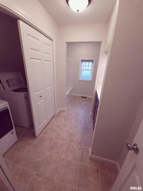 2803 17th St, Moline, IL 61265 photo 13