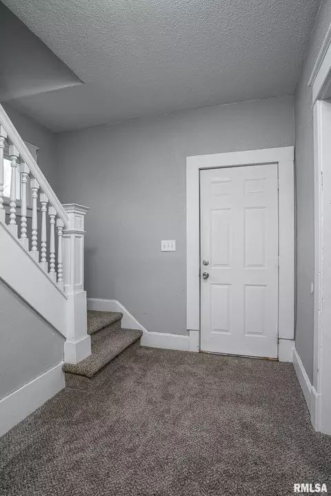 1540 20th Ave, Moline, IL 61265 photo 4
