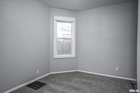 1540 20th Ave, Moline, IL 61265 photo 7