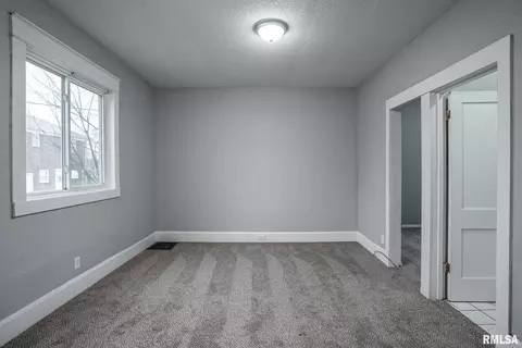 1540 20th Ave, Moline, IL 61265 photo 5