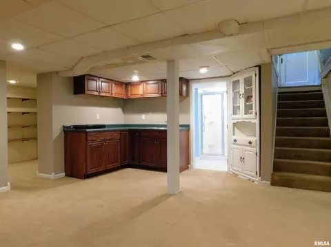 1755 34th St, Moline, IL 61265 photo 22