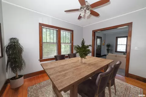 1312 25th St, Moline, IL 61265 photo 4