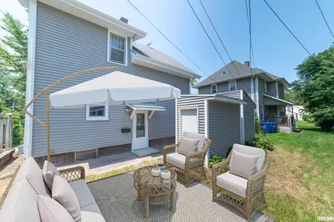 1312 25th St, Moline, IL 61265 photo 1
