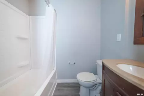 1312 25th St, Moline, IL 61265 photo 16