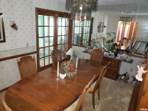 104 E 1st St, Sherrard, IL 61281 photo 15