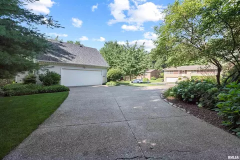 3536 49th St, Moline, IL 61265 photo 10