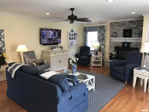 1200 36th Ave, Moline, IL 61265 photo 34
