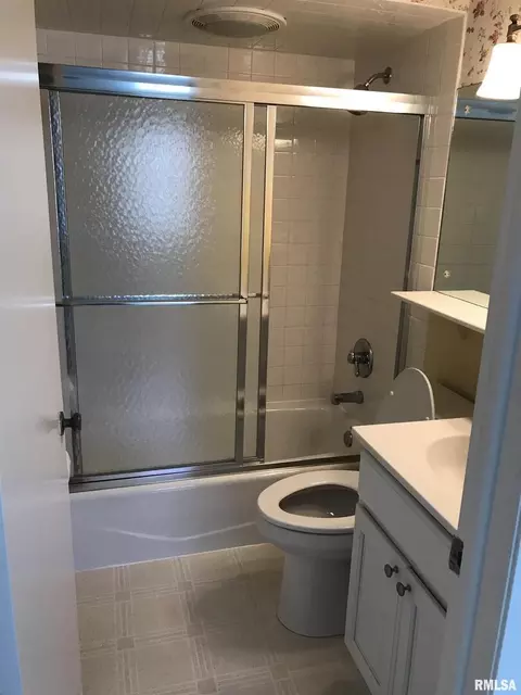 1200 36th Ave, Moline, IL 61265 photo 81