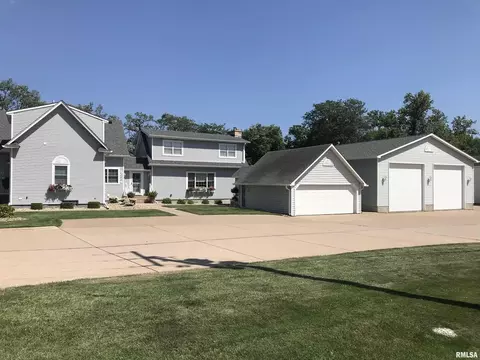 1200 36th Ave, Moline, IL 61265 photo 1