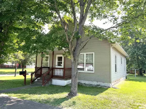 320 N 21st St, Herrin, IL 62948 photo 15