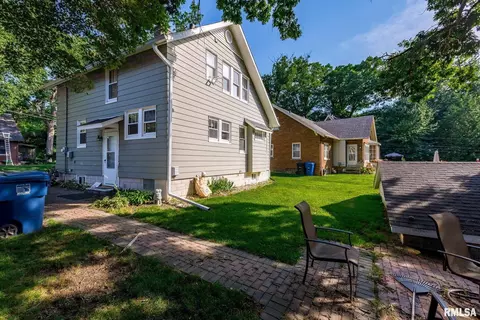 2323 11th St, Moline, IL 61265 photo 4