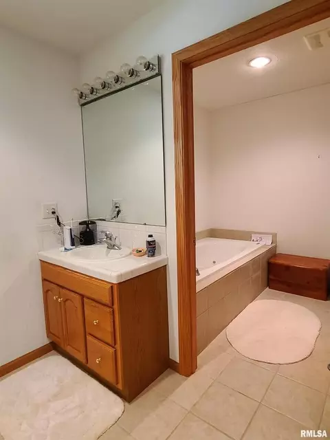 15291 Ebson Rd, Fulton, IL 61252 photo 10