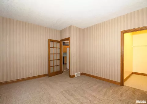 3026 45th St, Moline, IL 61265 photo 15
