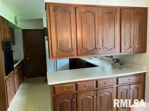 7615 36th Ave, Moline, IL 61265 photo 16