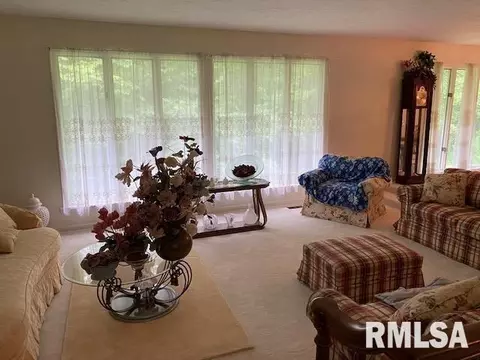 7615 36th Ave, Moline, IL 61265 photo 8