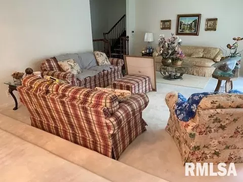 7615 36th Ave, Moline, IL 61265 photo 9