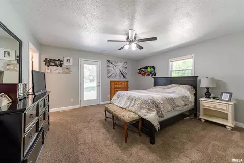 13317 Davidson Rd, Marion, IL 62959 photo 10