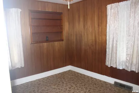 4020 32nd Ave, Moline, IL 61265 photo 9