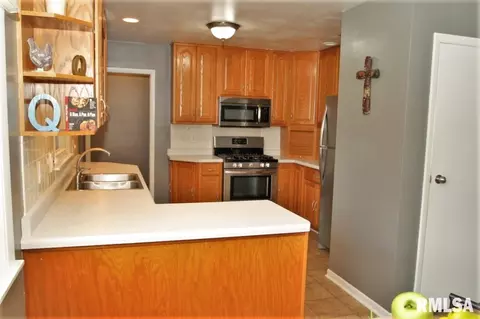 4212 16th Ave, Moline, IL 61265 photo 9