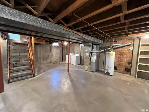 2533 29th St, Moline, IL 61265 photo 12