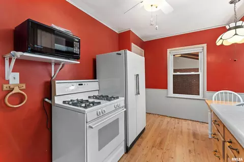 528 32nd Ave, Moline, IL 61265 photo 9